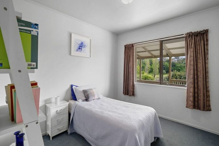 Photo of property in 48 Lagoon Place, Poike, Tauranga, 3112