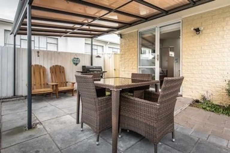 Photo of property in 4/88 Hawke Street, New Brighton, Christchurch, 8083