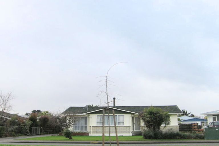 Photo of property in 168 Flaxmere Avenue, Flaxmere, Hastings, 4120