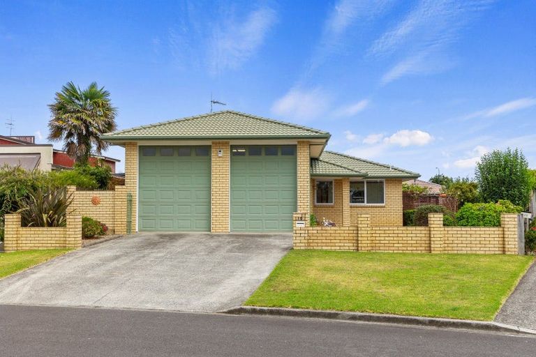 Photo of property in 19 Pirika Place, Papamoa Beach, Papamoa, 3118