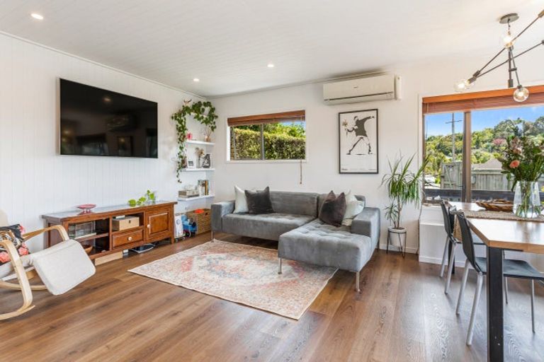 Photo of property in 82 Glenvar Road, Torbay, Auckland, 0630