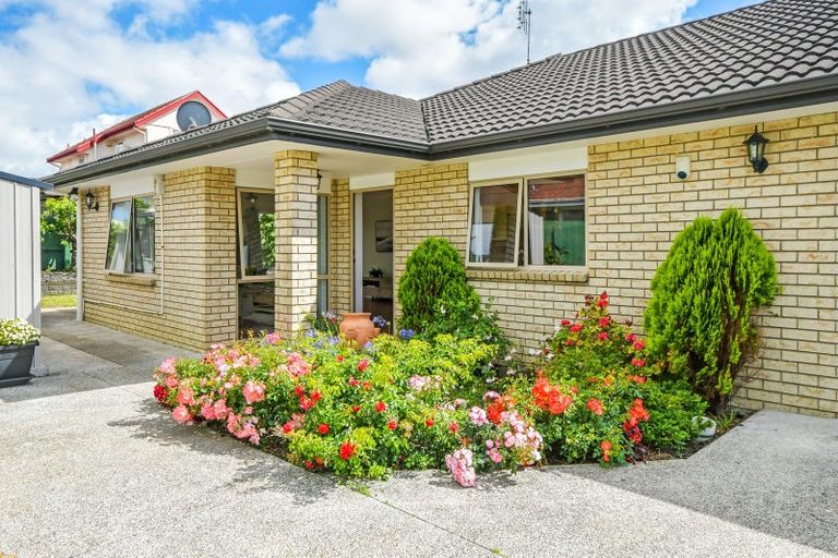 Photo of property in 220a Shirley Road, Papatoetoe, Auckland, 2025