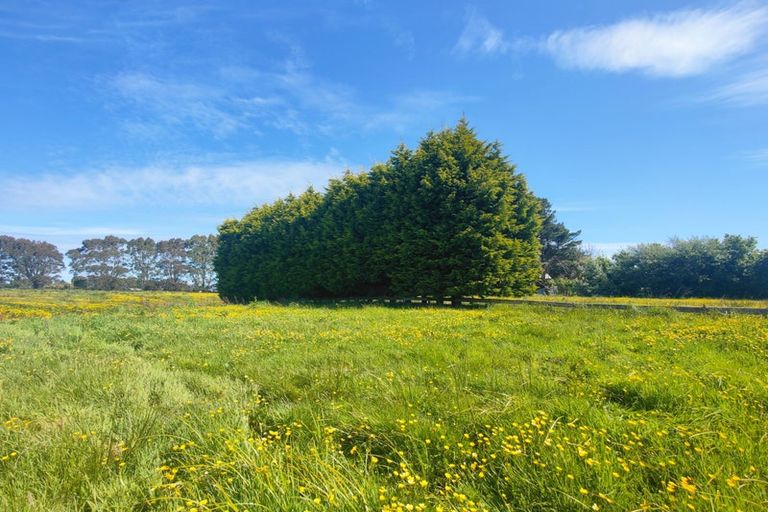 Photo of property in 16 Bay View Road, Woodend, Invercargill, 9877