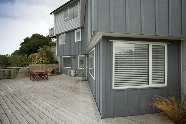 Photo of property in 38 Hawtrey Terrace, Churton Park, Wellington, 6037