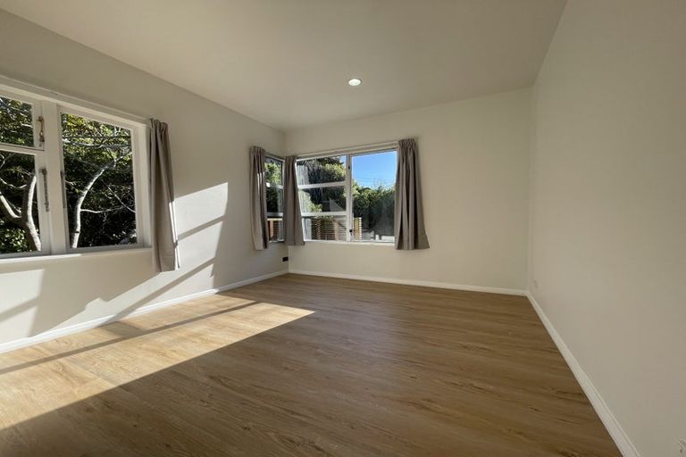 Photo of property in 1-7 Sheridan Terrace, Johnsonville, Wellington, 6037