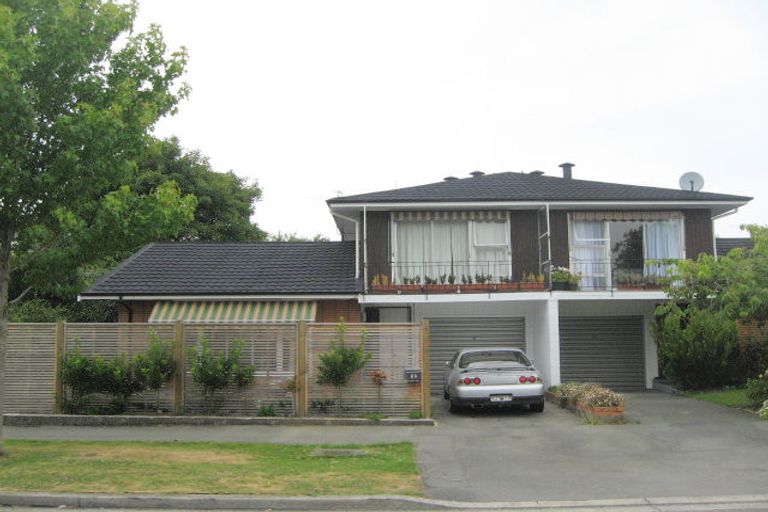 Photo of property in 2/6 Tomes Road, St Albans, Christchurch, 8052