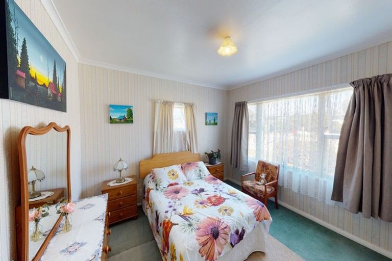 Photo of property in 19 Liverpool Street, Levin, 5510