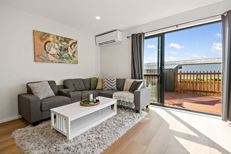 Photo of property in 13a Tuuhura Road, Pukekohe, 2120