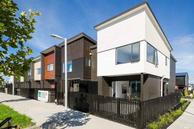 Photo of property in 93 Squadron Drive, Hobsonville, Auckland, 0616