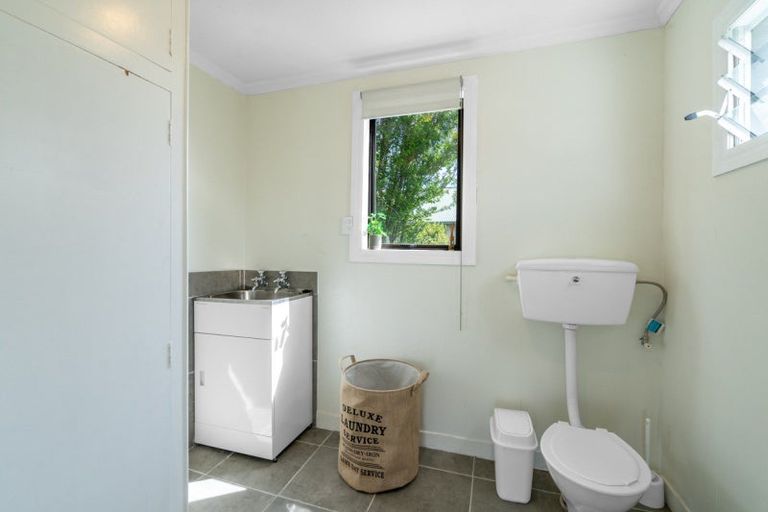 Photo of property in 42 Dudley Street, Grasmere, Invercargill, 9810