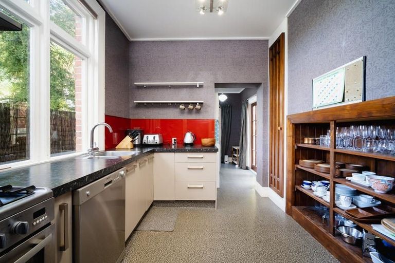 Photo of property in 93 Maitland Street, Dunedin Central, Dunedin, 9016