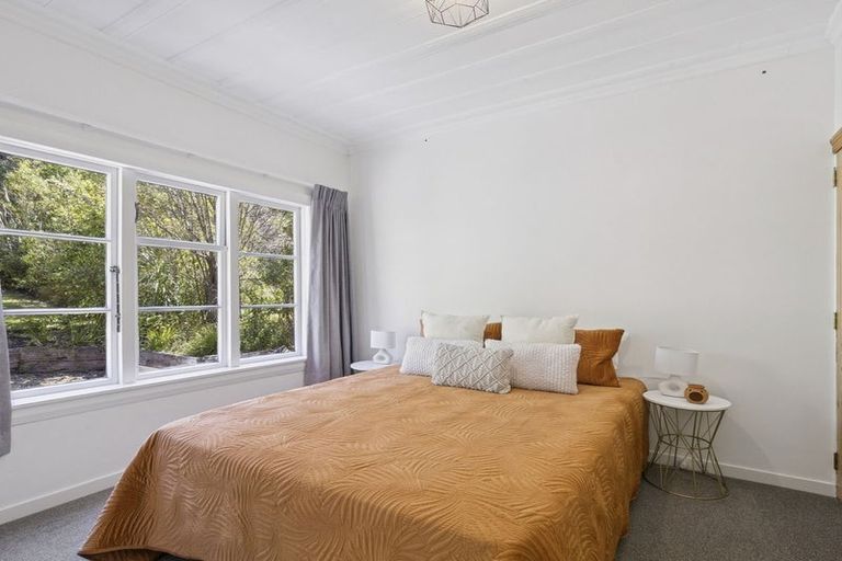 Photo of property in 18 Ellesmere Street, Ravensbourne, Dunedin, 9022