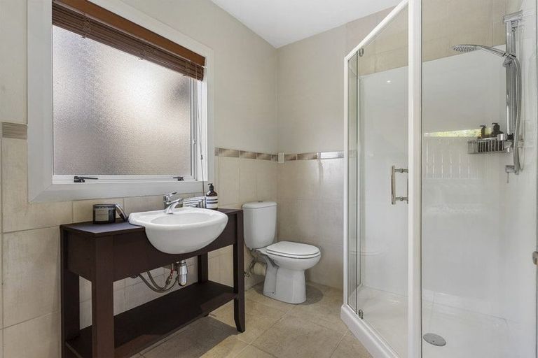 Photo of property in 46a Selwyn Road, Cockle Bay, Auckland, 2014