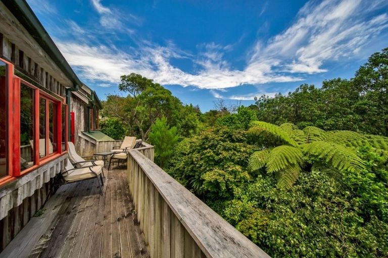 Photo of property in 22b Sequoia Grove, Merrilands, New Plymouth, 4312