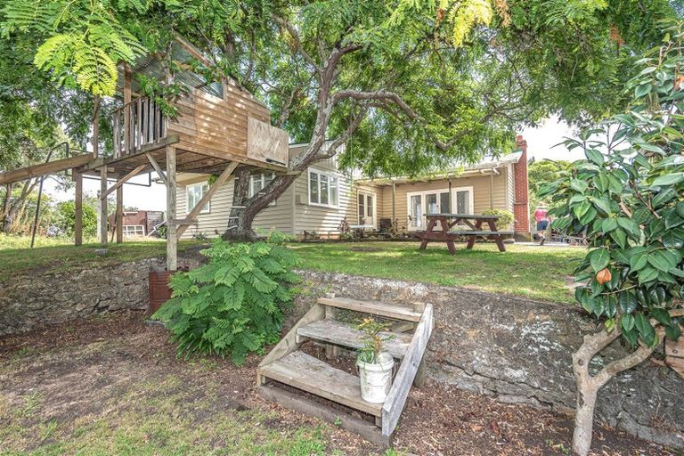 Photo of property in 5 Cathro Road, Westmere, Whanganui, 4501