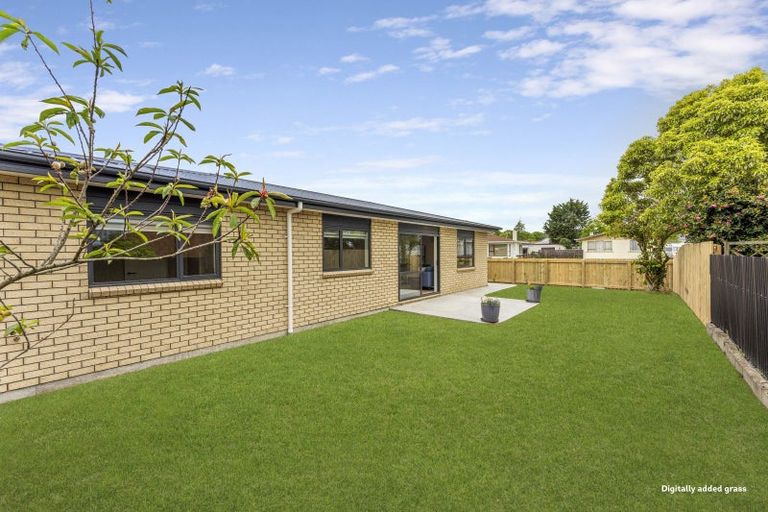 Photo of property in 15a Freyberg Street, Feilding, 4702