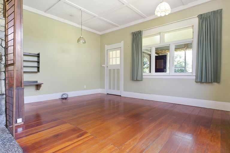 Photo of property in 15 Bridge Street, Tirau, 3410