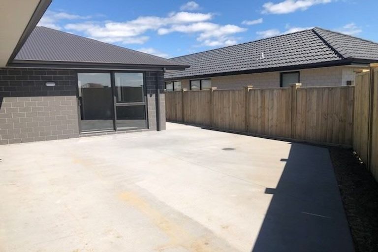 Photo of property in 59 Montiicola Drive, Papamoa Beach, Papamoa, 3118