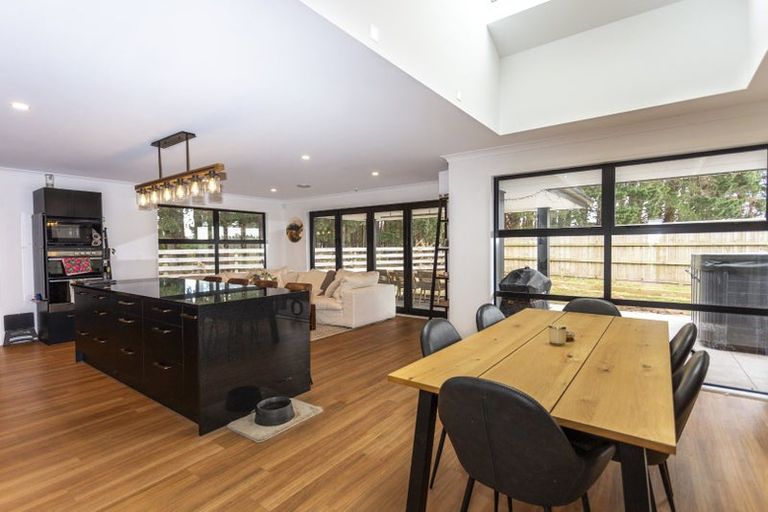 Photo of property in 26 Kingfisher Avenue, Amberley, 7410