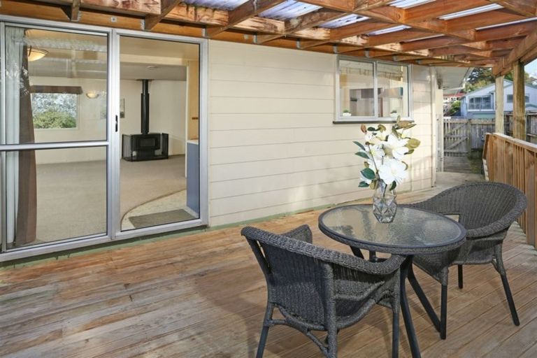 Photo of property in 20 Fitzwater Place, Henderson, Auckland, 0612