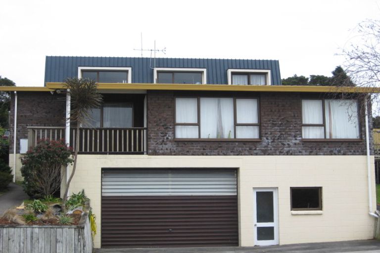 Photo of property in 8b Julian Place, Westown, New Plymouth, 4310