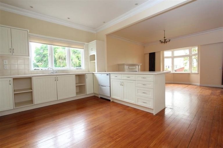 Photo of property in 110 Macfarlane Street, Hamilton East, Hamilton, 3216