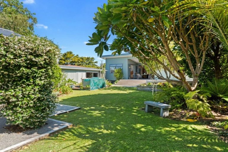 Photo of property in 18 Harbour View Road, Point Wells, Warkworth, 0986