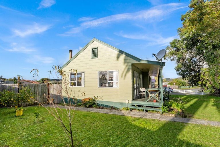Photo of property in 2 Raupo Place, Tikipunga, Whangarei, 0112