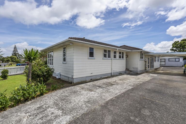 Photo of property in 41 Chingford Close, Mangere, Auckland, 2022