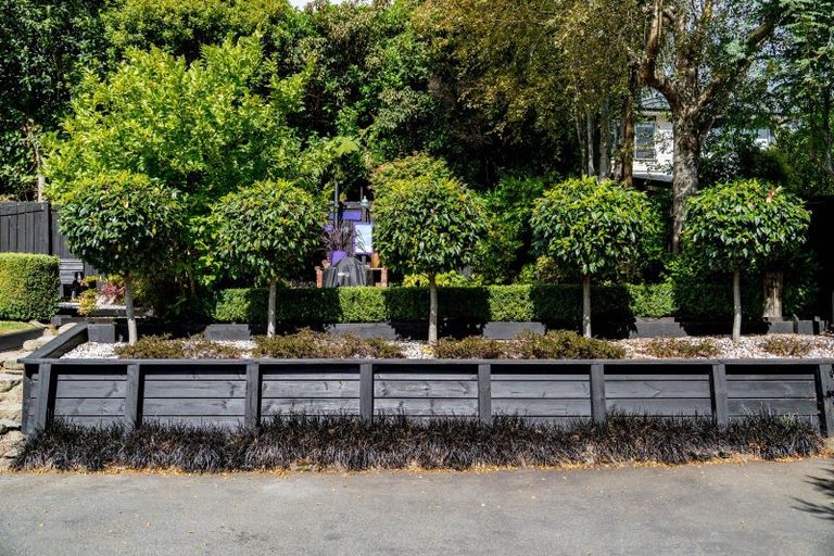 Photo of property in 75 Glenross Street, Glenross, Dunedin, 9011