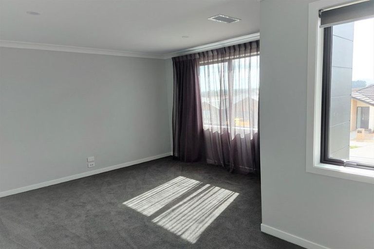 Photo of property in 9 Buddle Road, Paerata, 2124