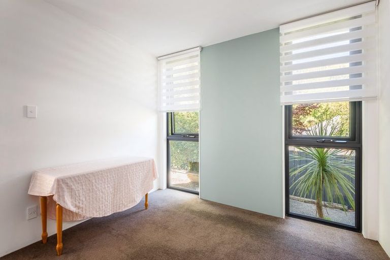 Photo of property in 3 Plumwood Lane, Cashmere, Christchurch, 8022