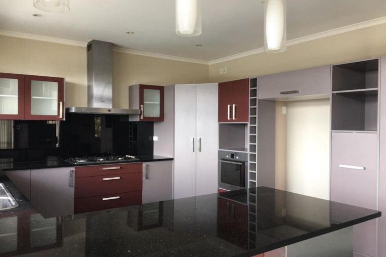 Photo of property in 3 The Enclave, Totara Heights, Auckland, 2105