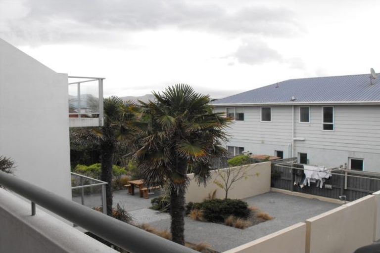 Photo of property in 6/272 Marine Parade, New Brighton, Christchurch, 8061