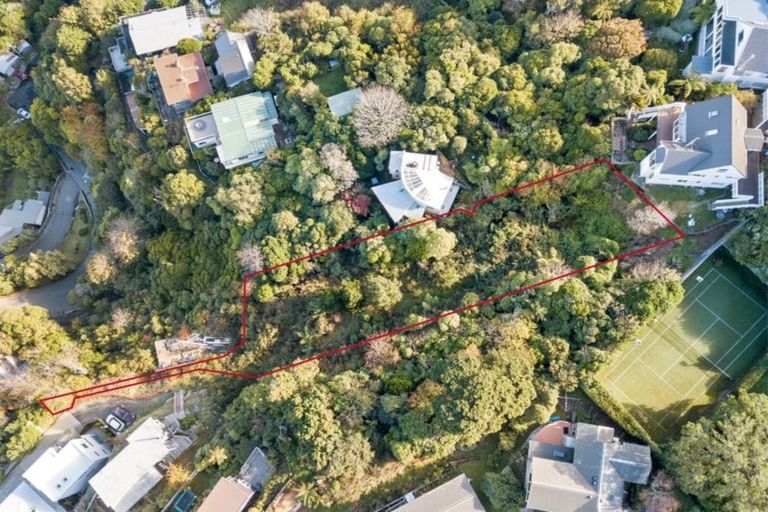 Photo of property in 122b Nicholson Road, Khandallah, Wellington, 6035