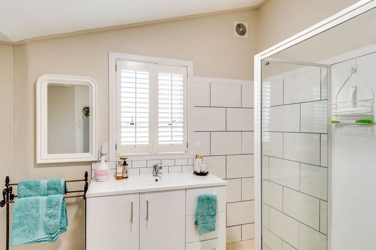 Photo of property in 911 Nelson Street North, Mahora, Hastings, 4120