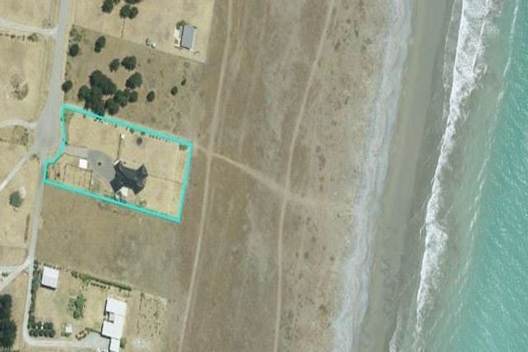 Photo of property in 37 Ocean View Crescent, Rarangi, Blenheim, 7273