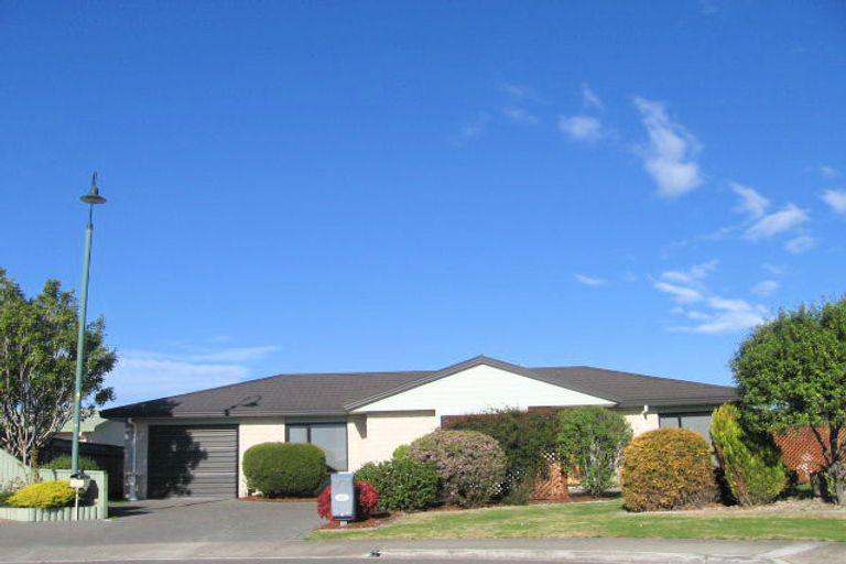 Photo of property in 22 Bucksburn Place, Greenmeadows, Napier, 4112