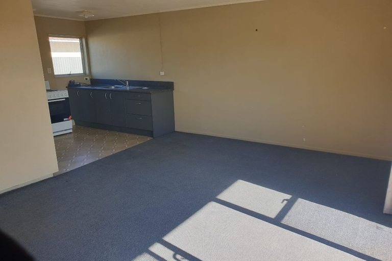 Photo of property in 1/36 Shortland Street, Tamatea, Napier, 4112