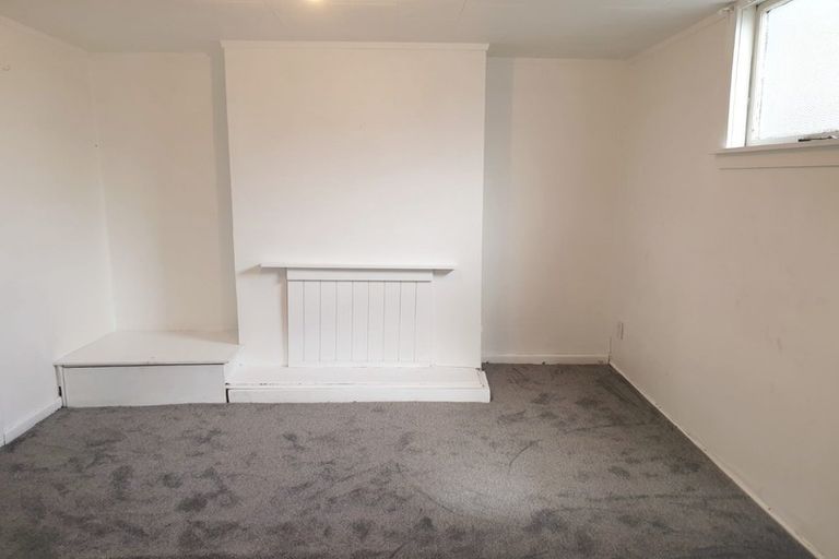 Photo of property in 80 Shakespeare Road, Bluff Hill, Napier, 4110