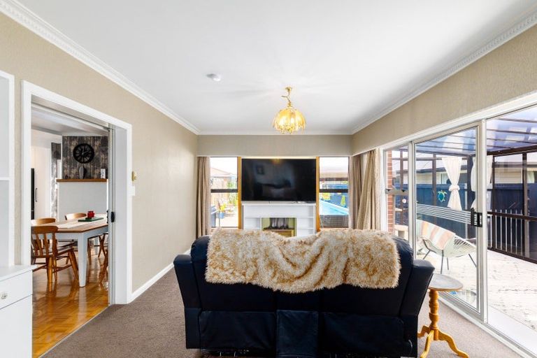 Photo of property in 18 Voss Street, Shirley, Christchurch, 8013