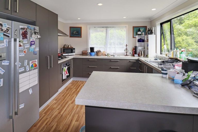 Photo of property in 23b Cave Road, Houghton Bay, Wellington, 6023