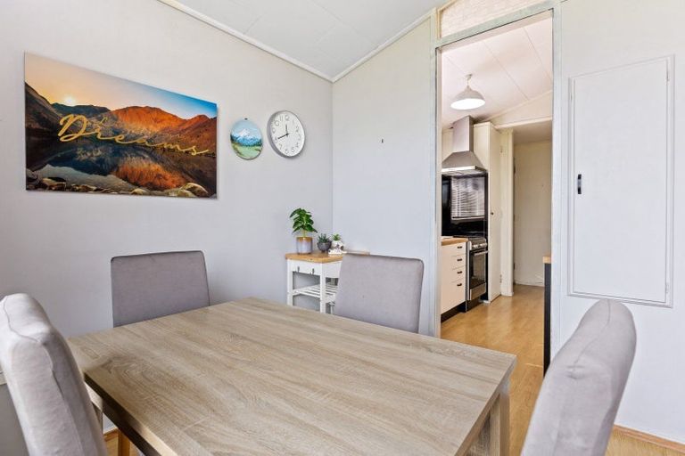 Photo of property in 25 Konini Street, Inglewood, 4330