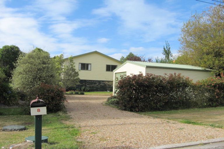 Photo of property in 8 Tau Crescent, Diamond Harbour, 8972