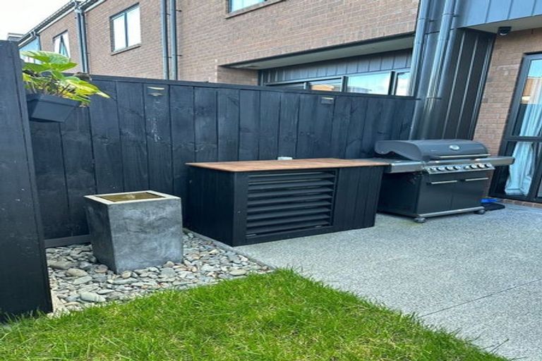 Photo of property in 66 Nugget Avenue, Hobsonville, Auckland, 0616