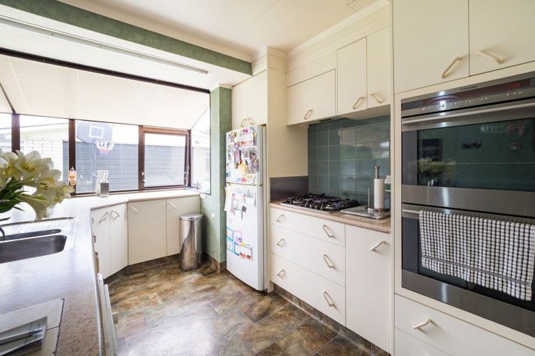 Photo of property in 29 Herbert Avenue, Cloverlea, Palmerston North, 4412