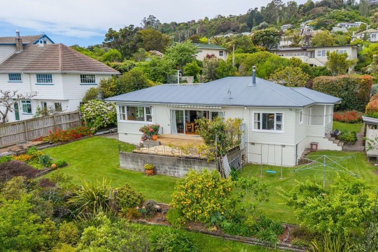 Photo of property in 15 Tosswill Road, Tahunanui, Nelson, 7011