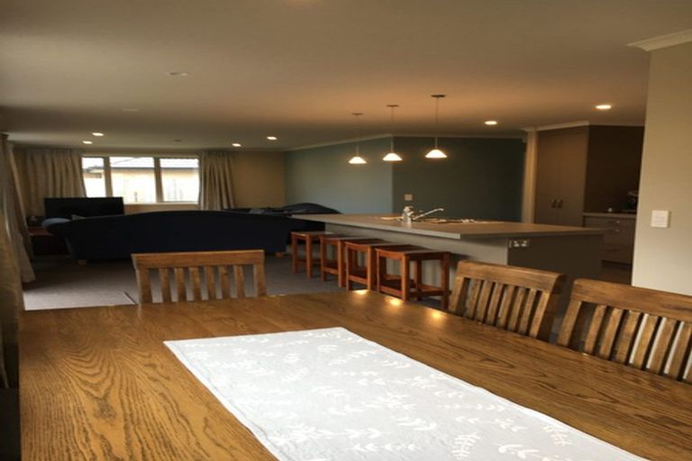 Photo of property in 10 Bradwell Crescent, Halswell, Christchurch, 8025