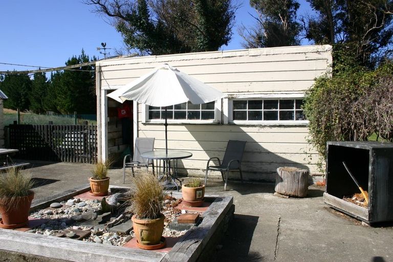 Photo of property in 40 Shaw Road, Glenpark, Palmerston, 9481