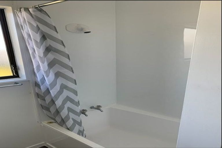 Photo of property in 2 Peary Place, Flaxmere, Hastings, 4120